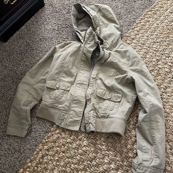 Women’s/Junior Girls Beige Utility Jacket -Size Medium - Picture 4 of 5